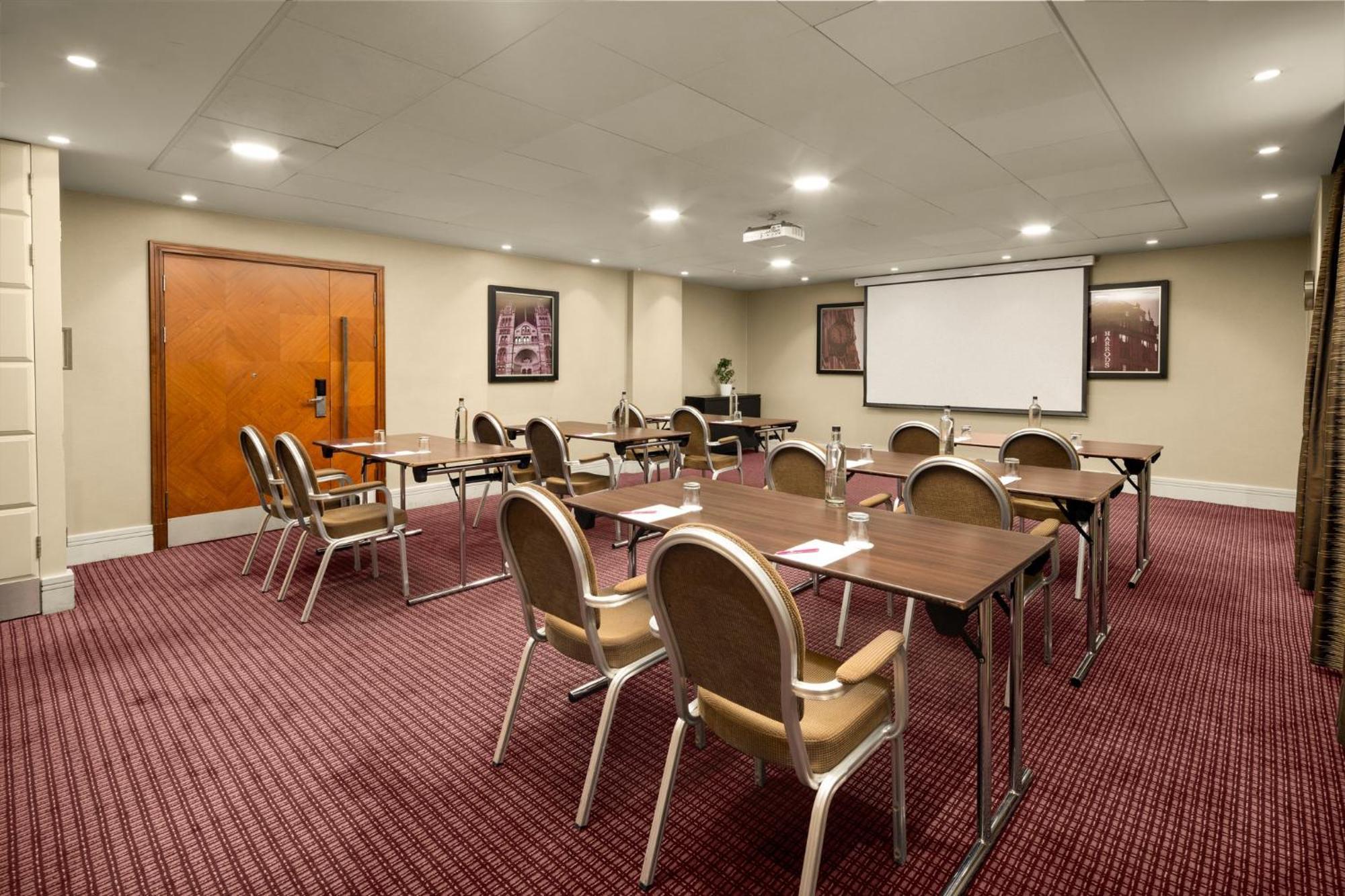 Crowne Plaza London By Ihg Hotel 4*