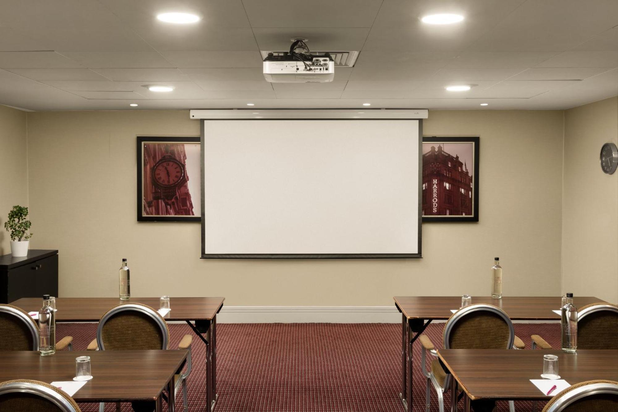 Crowne Plaza London By Ihg Hotel 4*