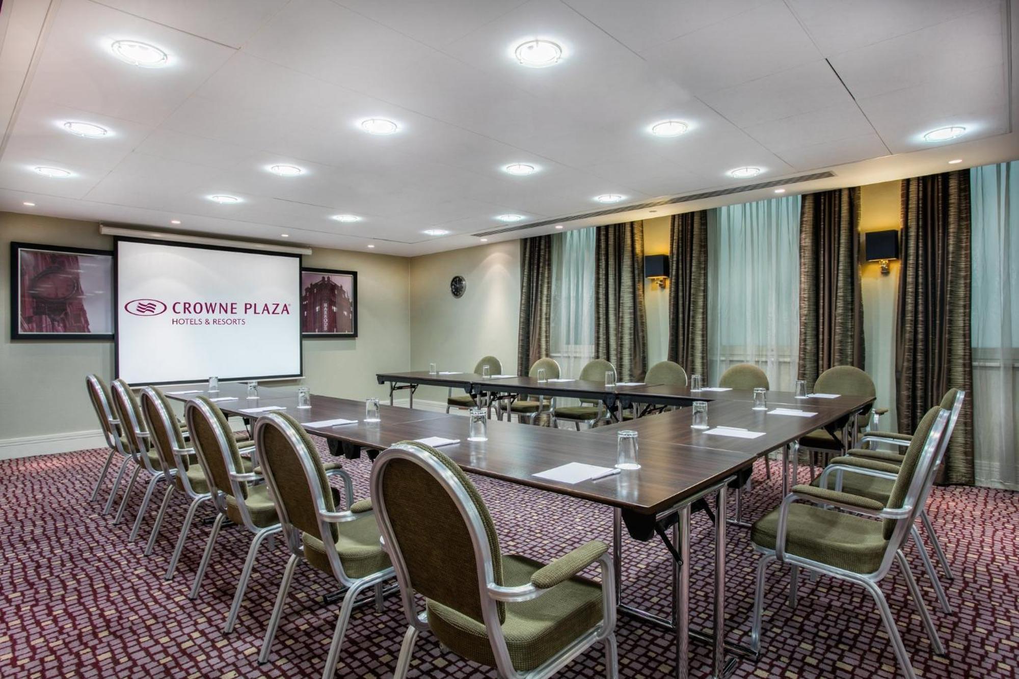 Crowne Plaza London By Ihg 4*