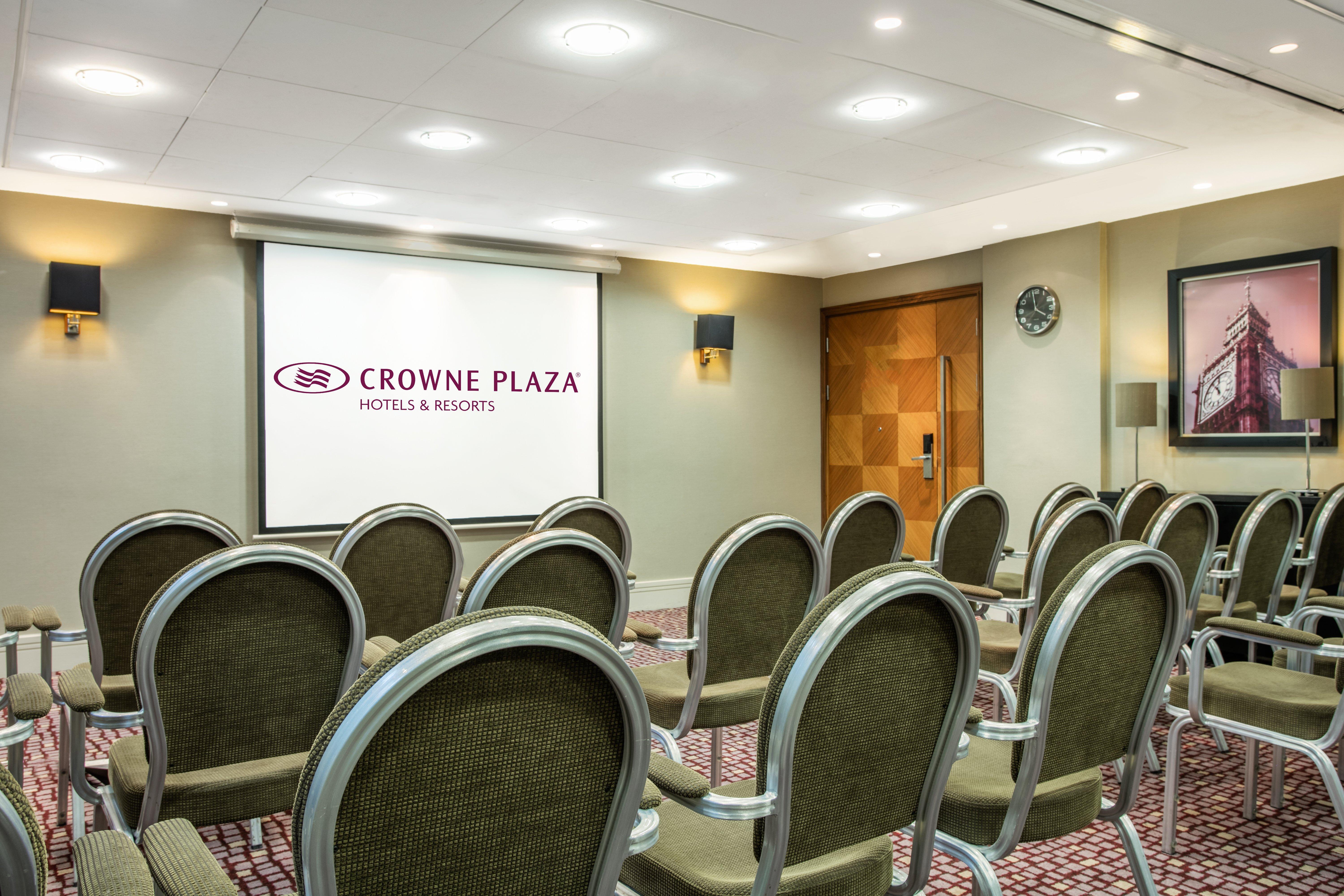 Crowne Plaza London By Ihg 4*