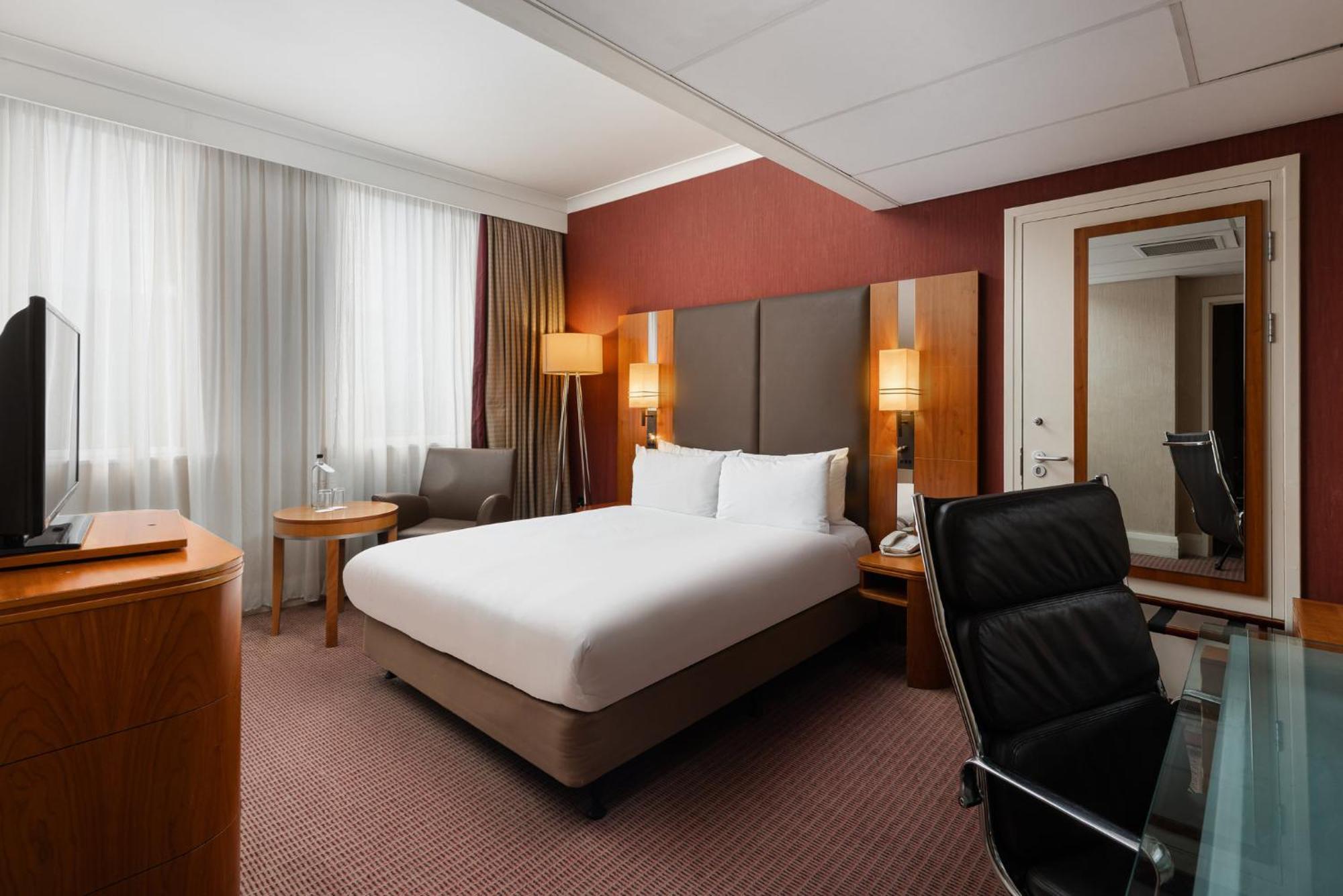 Crowne Plaza London By Ihg Hotel 4*