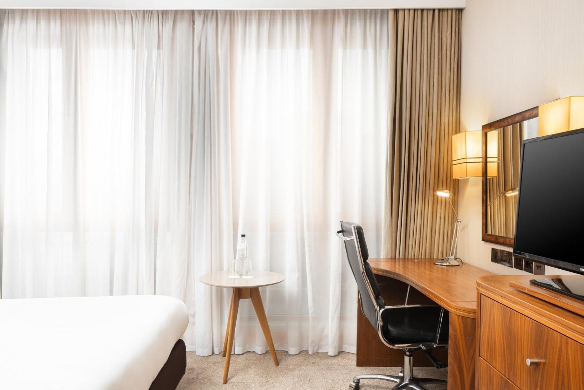 Crowne Plaza London By Ihg 4*